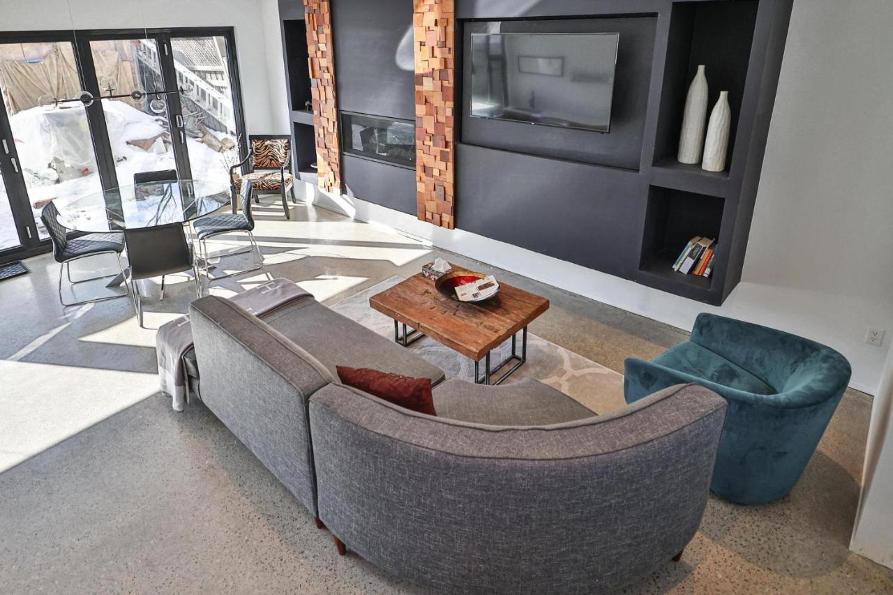 New Modern 1400 Sq Ft Coach House Near Everything Toronto Luaran gambar