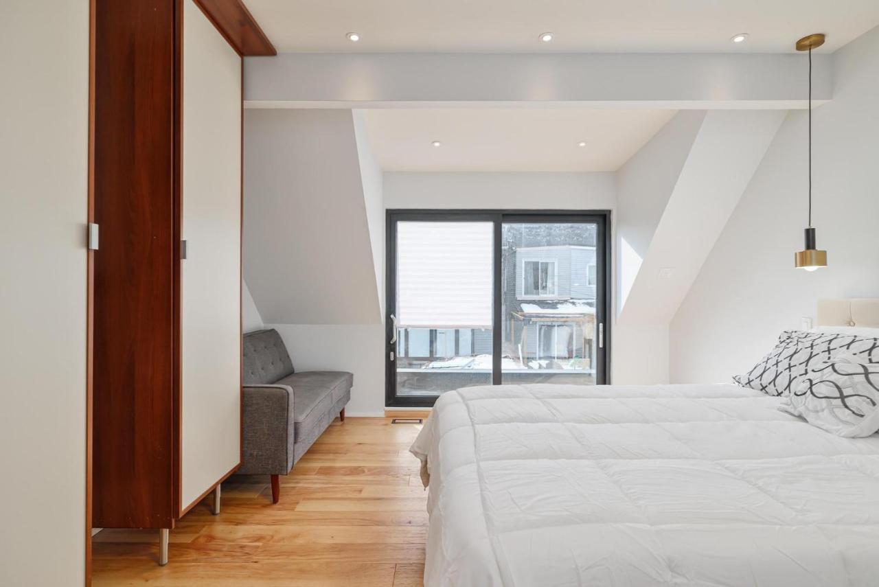 New Modern 1400 Sq Ft Coach House Near Everything Toronto Luaran gambar