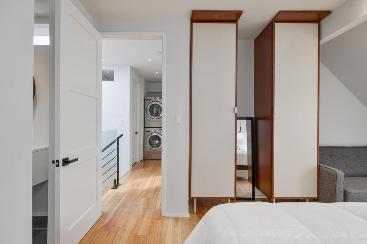 New Modern 1400 Sq Ft Coach House Near Everything Toronto Luaran gambar